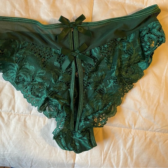 Emerald Green Lace Bralette and Underwear Set size Small NWT - Picture 6 of 13